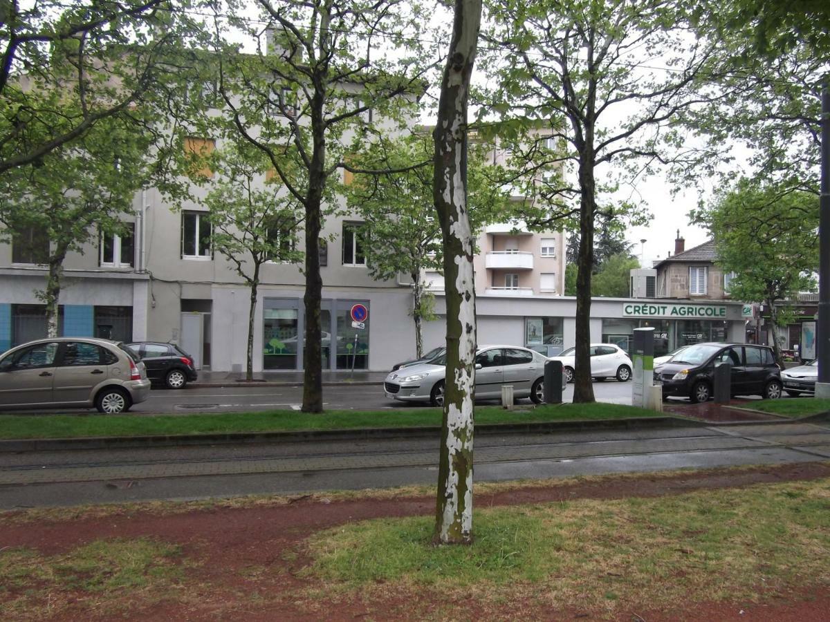 Les Cactus Apartment แซงต์-เอเตียน ภายนอก รูปภาพ